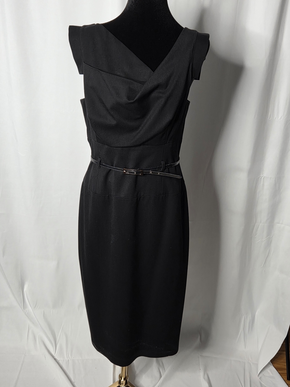 Black Halo Jackie Sheath Dress – Asymmetric V-Neck & Detachable Belt